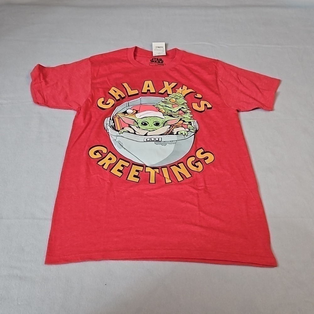 Star Wars  Baby Yoda Galaxy Greetings  TShirt  sz S Red NWT